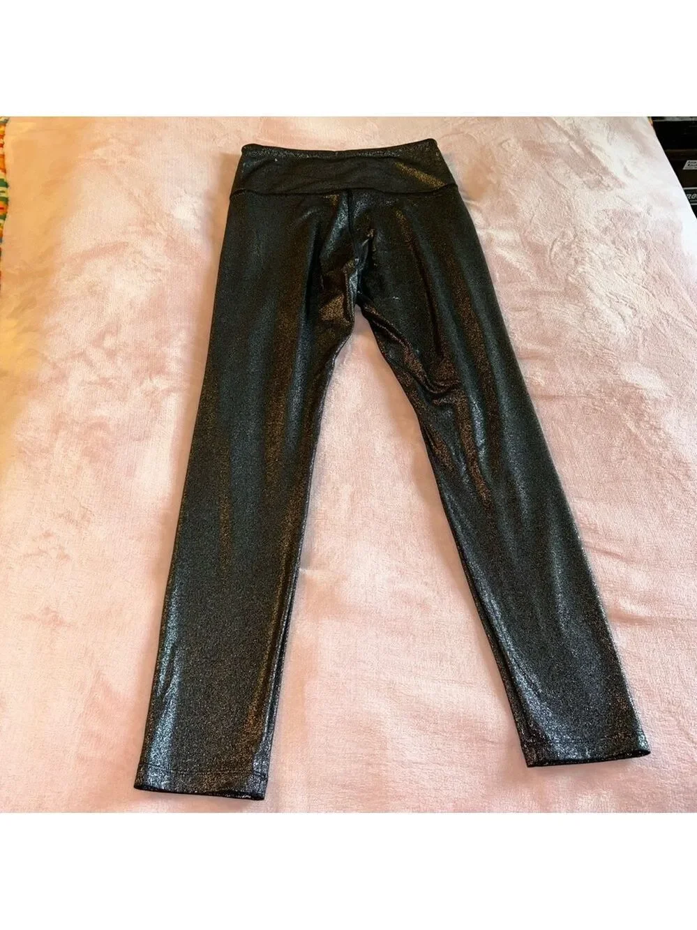 Victoria’s Secret PINK Ultimate Foil Slash Leggings black/silver ripped front M